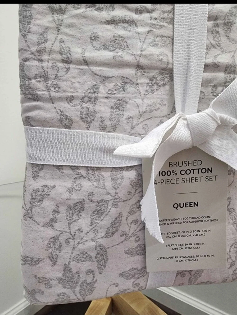 100% Long-Staple Sateen Cotton Queen Sheet Set - Romantic Vines